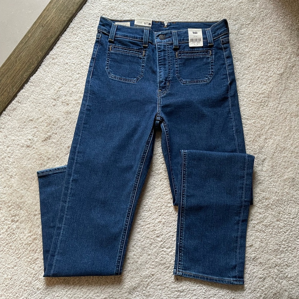 NWT Levi's Premium 724 High Rise Slim Straight Women's Jeans 29/30